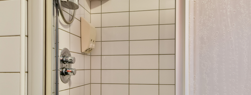 Interior of the shower cabin - Sorglos Bauen GmbH