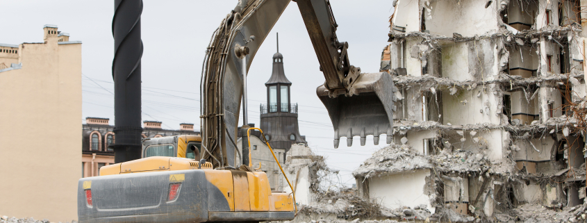 building-of-former-hotel-demolition-for-new-constr-2021-09-01-19-02-30-utc - Sorglos Bauen GmbH